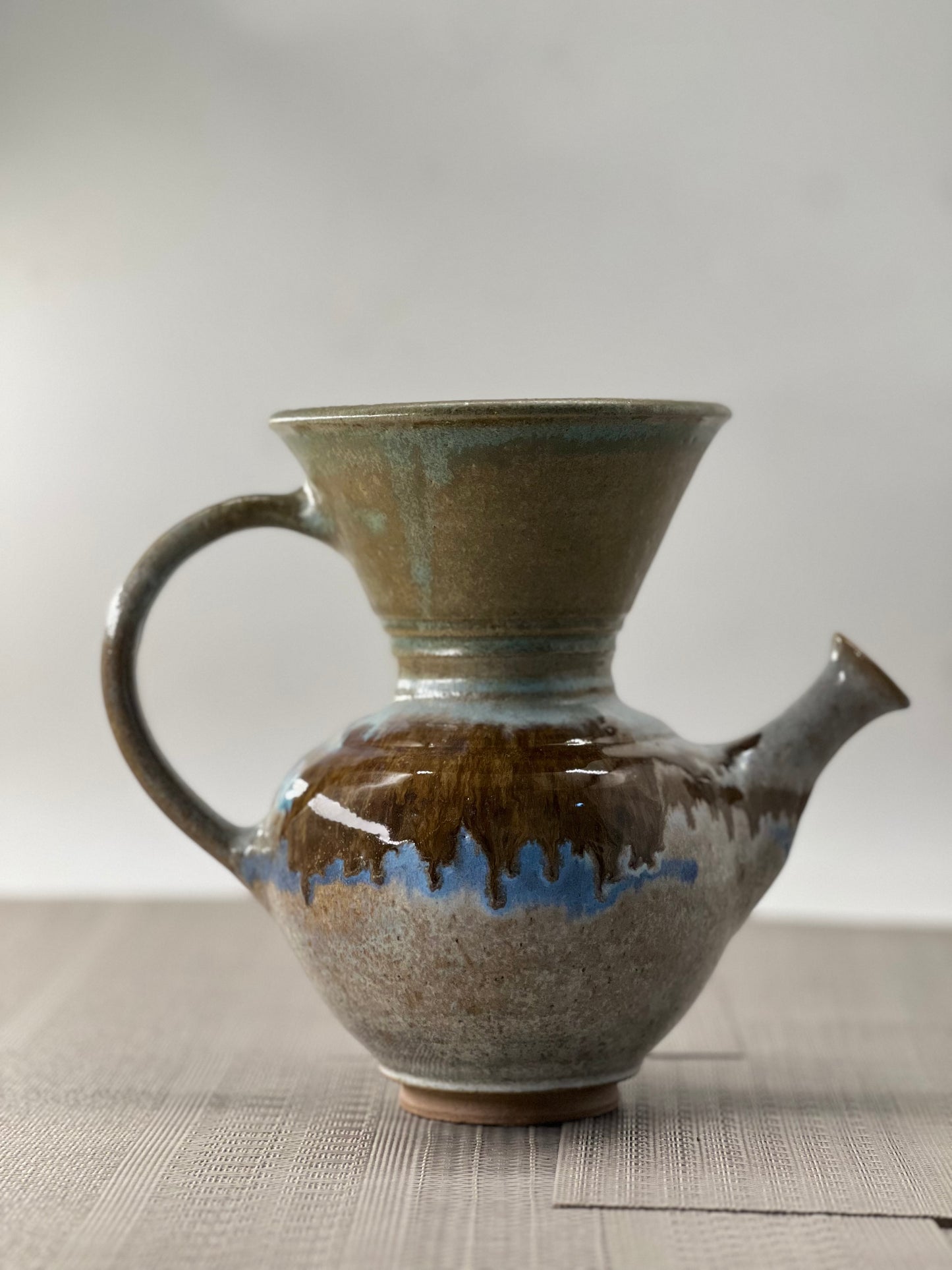 Vandola - Blue and Brown Glaze