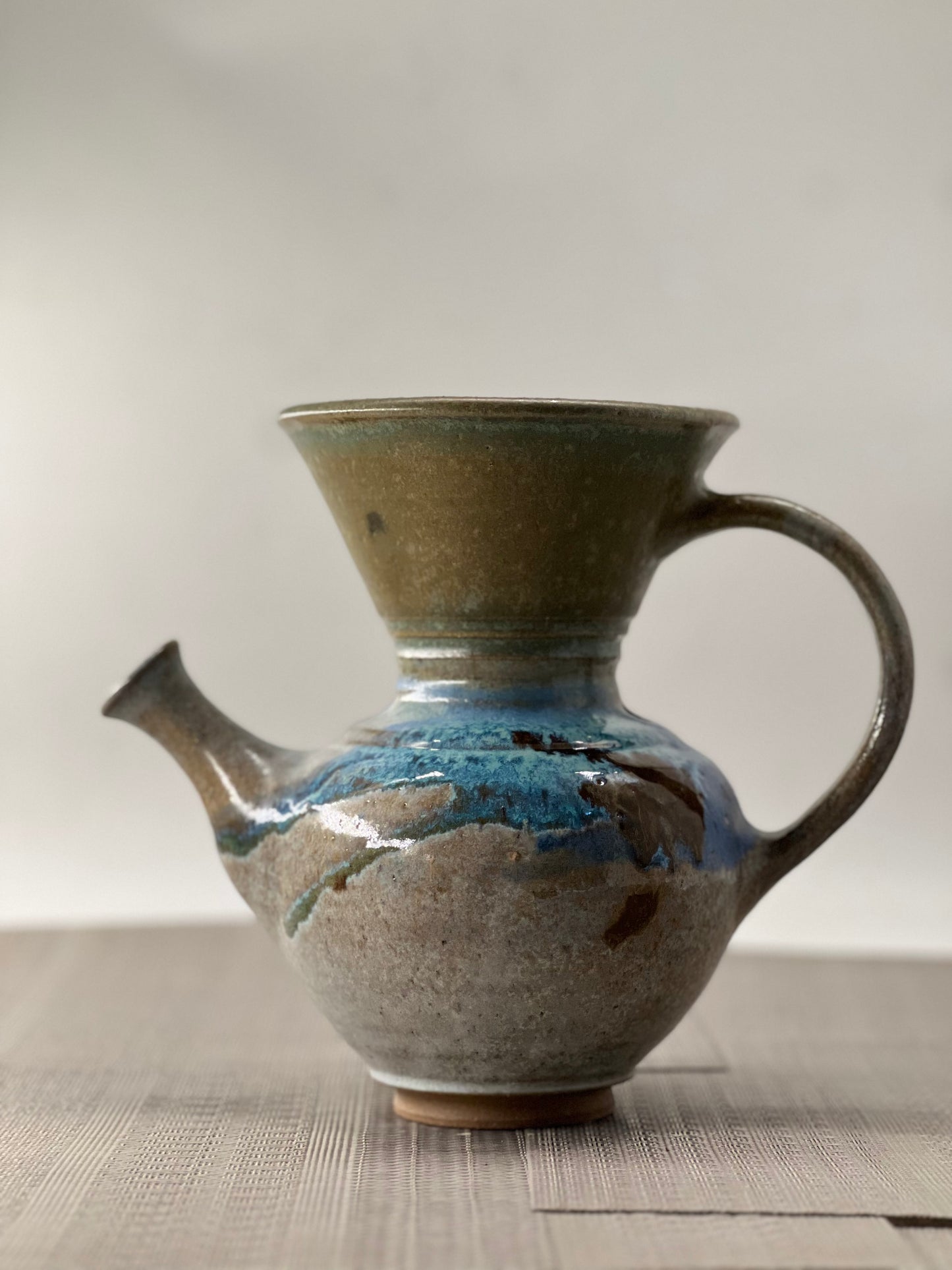 Vandola - Blue and Brown Glaze