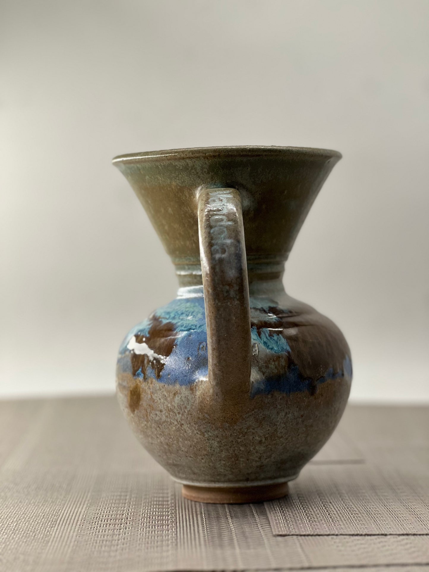 Vandola - Blue and Brown Glaze